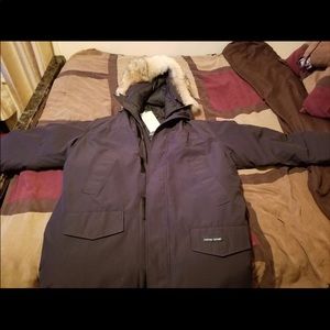 Brand new authentic Canadian goose